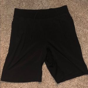 Lululemon T.H.E. Short 9” Linerless (Medium)